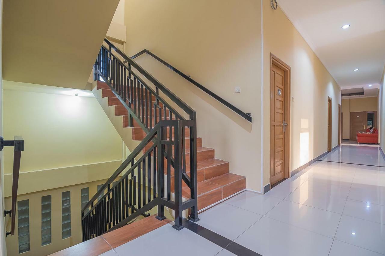 Reddoorz Plus Near Syamsudin Noor Airport 3 Banjarbaru Luaran gambar