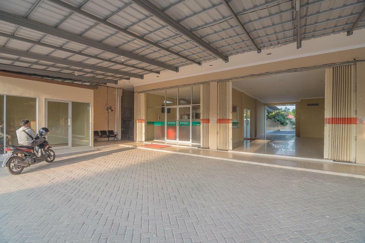 Reddoorz Plus Near Syamsudin Noor Airport 3 Banjarbaru Luaran gambar
