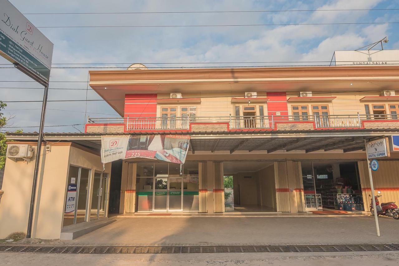 Reddoorz Plus Near Syamsudin Noor Airport 3 Banjarbaru Luaran gambar